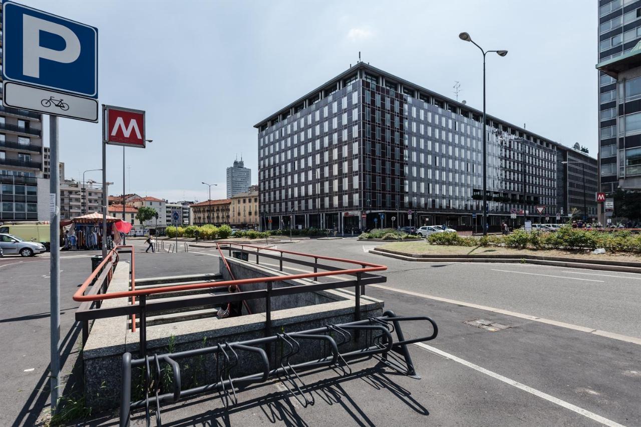 Stayeasy Quadronno33 - 3 Bedrooms, 2 Baths - Duomo Walking Distance Milano Dış mekan fotoğraf