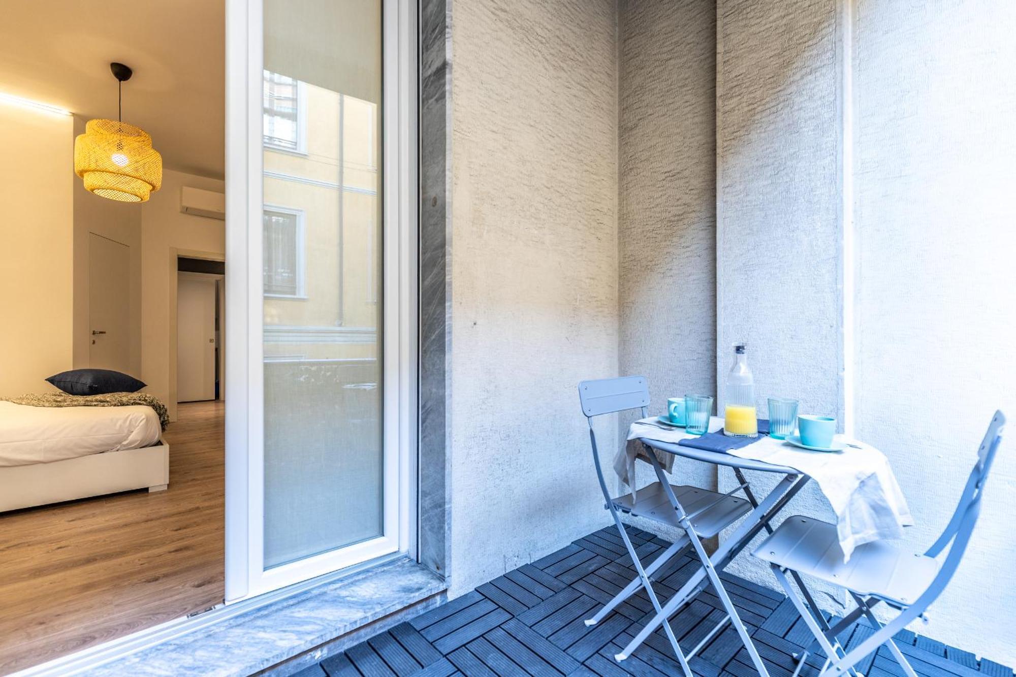 Stayeasy Quadronno33 - 3 Bedrooms, 2 Baths - Duomo Walking Distance Milano Dış mekan fotoğraf