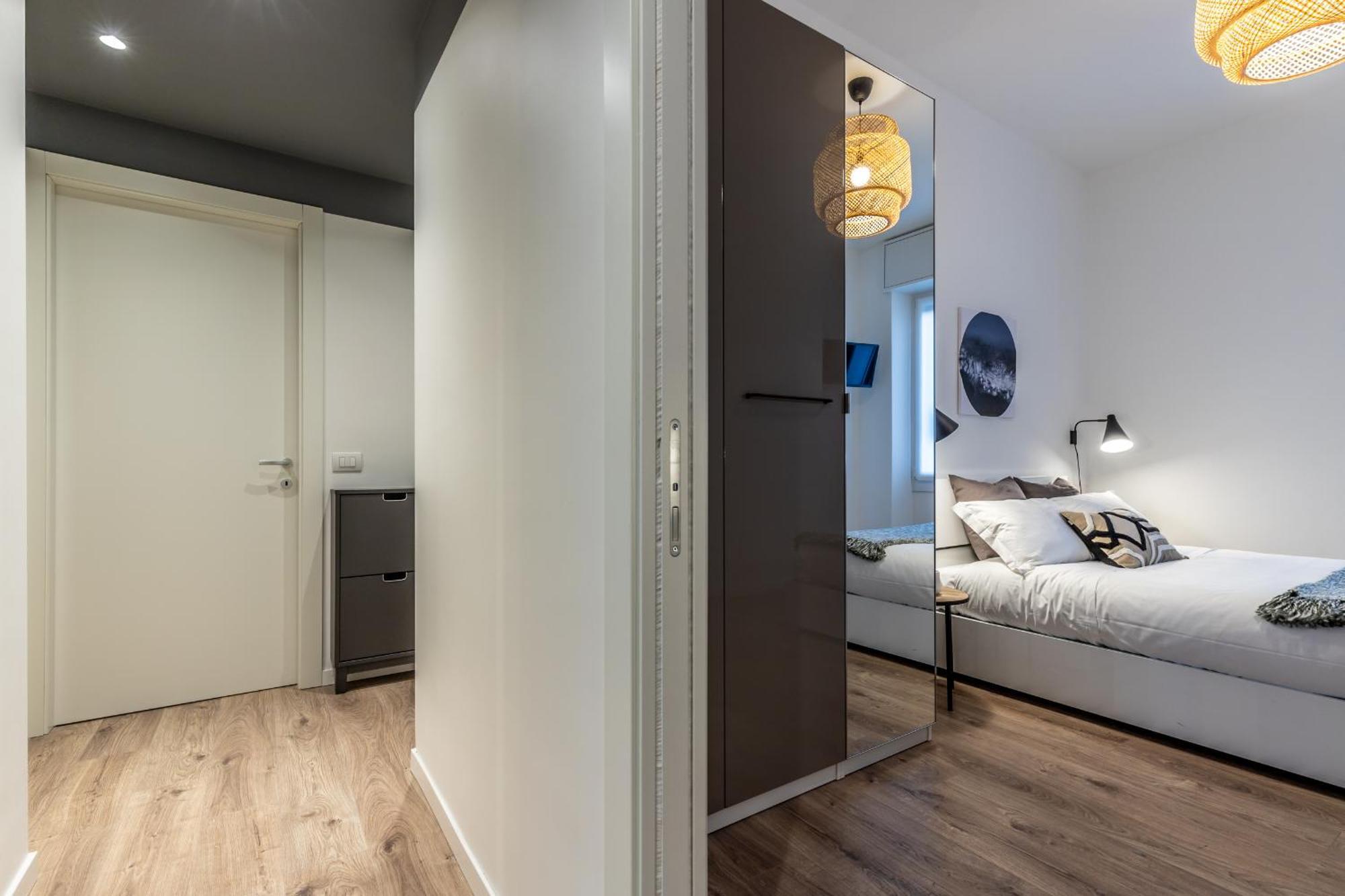 Stayeasy Quadronno33 - 3 Bedrooms, 2 Baths - Duomo Walking Distance Milano Dış mekan fotoğraf